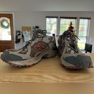 NB Trail blazing shoes